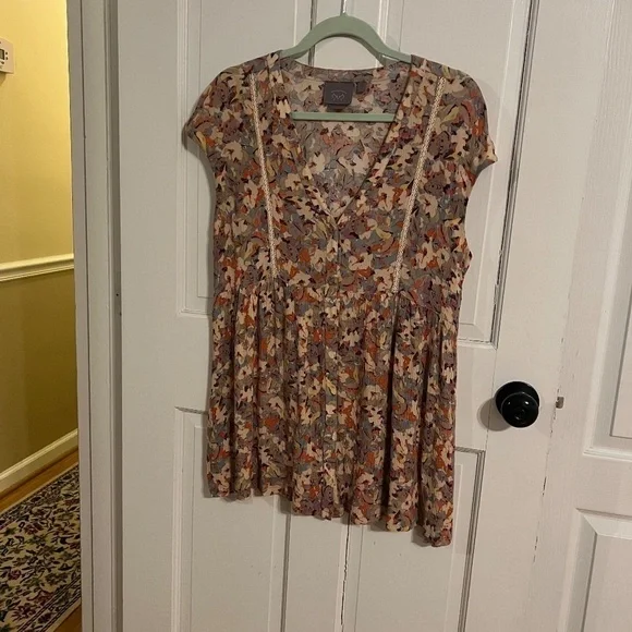 Anthropologie Vanessa Virginia Top floral top size small - Picture 7 of 7